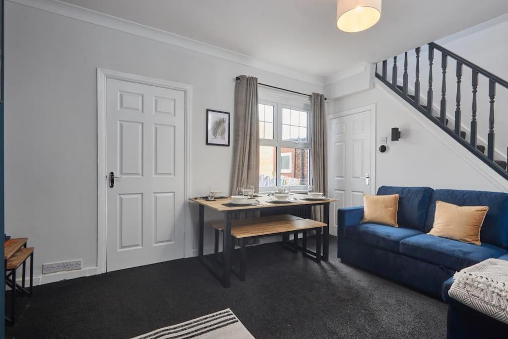 Cosy 3-Bedroom House In Seaham - Street Parking Exterior foto